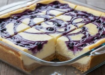 Blueberry Lemon Cheesecake Bars