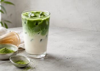 Homemade Iced Matcha Latte, Step by Step